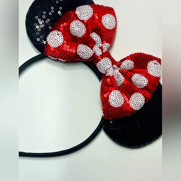 Disney - Minnie Mouse Sequinned Ears and Bow Headband 💝 - Picture 5 of 8